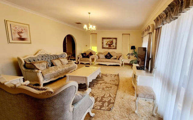 Spacious Holiday Home - Waikerie