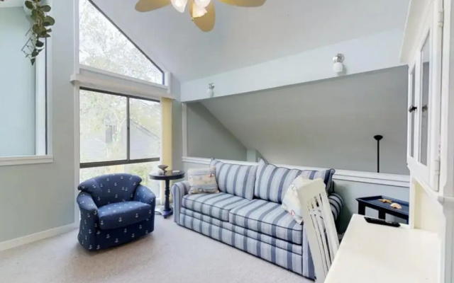 280 Turnberry Village