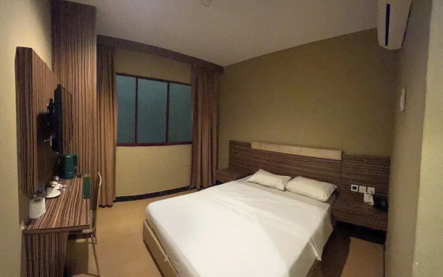 Havona Hotel -Permas Jaya -Self Check-In