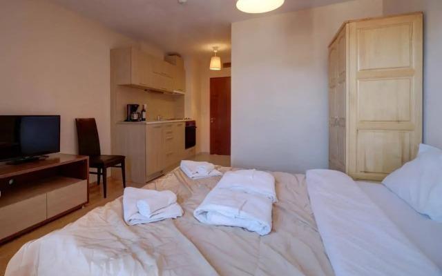 Apartment New Estate in Redenka Lodge