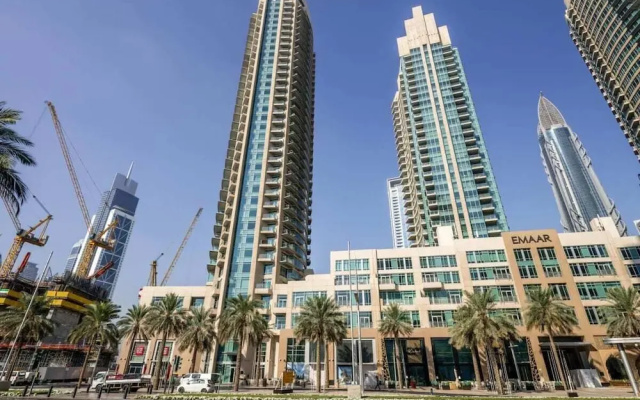 Modern Apartment Great View of Burj Khalifa!