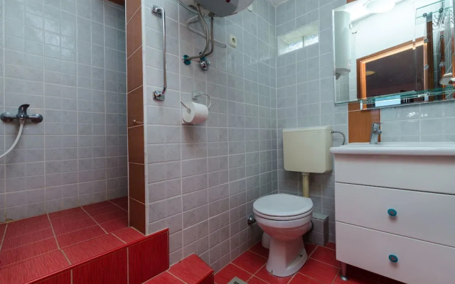 House Barbarina