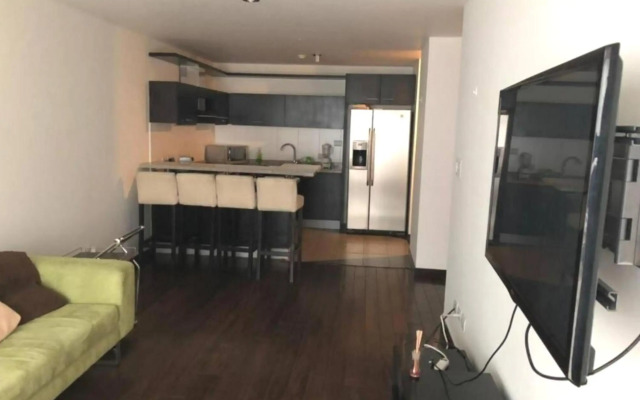 ***Luxury Suite Edificio Avadell- Bellavista-Quito