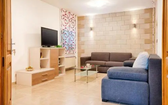 Holiday Home Villa Frančeska