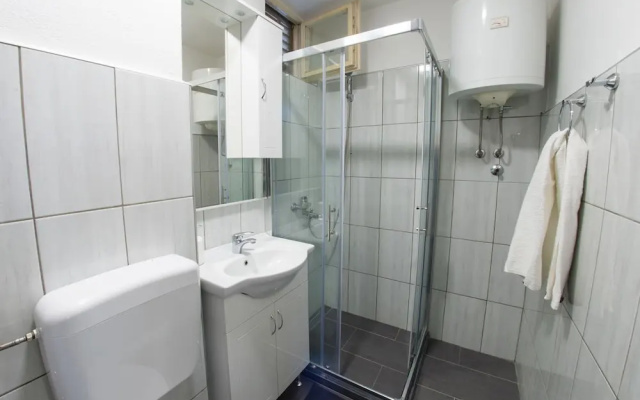Old Town Gate Apartment