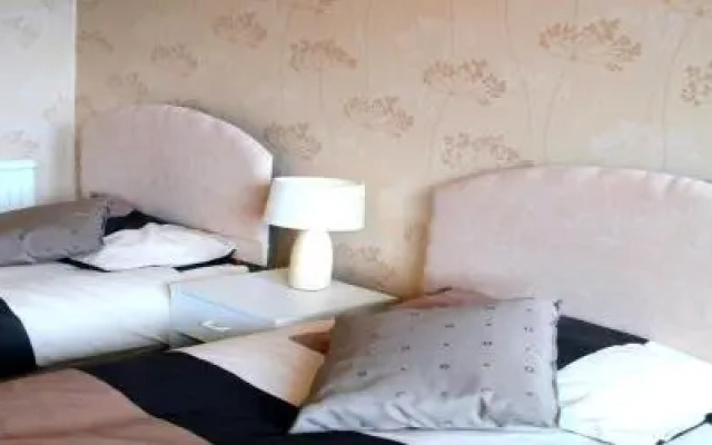 Cloisters Guest House