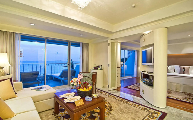 Royal Wing Suites & Spa Pattaya