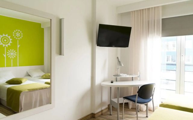 Tallink Express Hotel