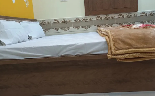 Hotel Abhi Palace