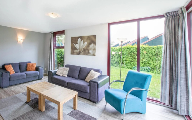 Nice Home in Heinkenzand With Wifi and 3 Bedrooms