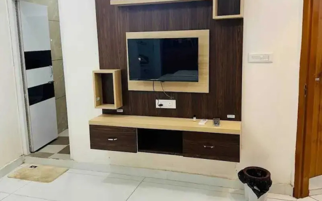 R3 Hotel
