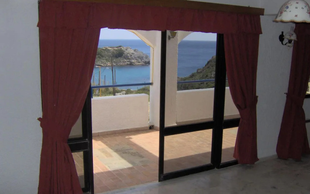 Ladiko Inn Hotel