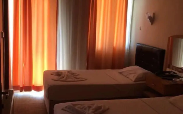Ozcam Hotel