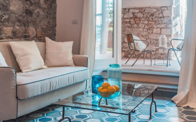 Medousa Suites
