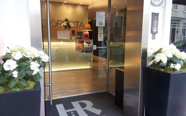 Hotel Roberta вид на фасад