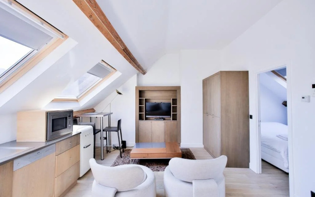 Universal Apartment Solution - ASS
