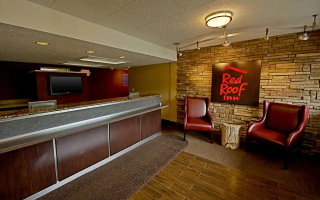 Red Roof PLUS+ Pittsburgh East - Monroeville