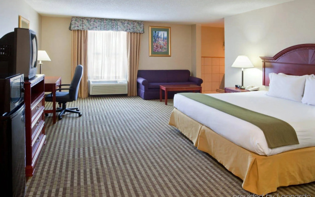 Holiday Inn Express Circleville by IHG