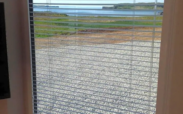 Island View Room 1