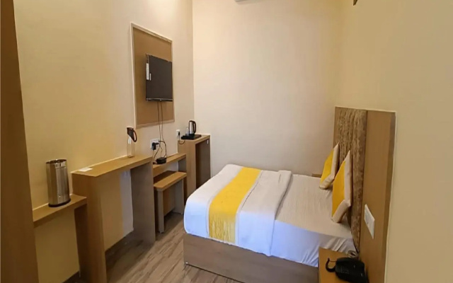Hotel Fun Park Sanand