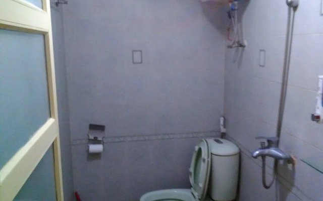 SPOT ON 818 Tan Ky Hotel Ханой ванная