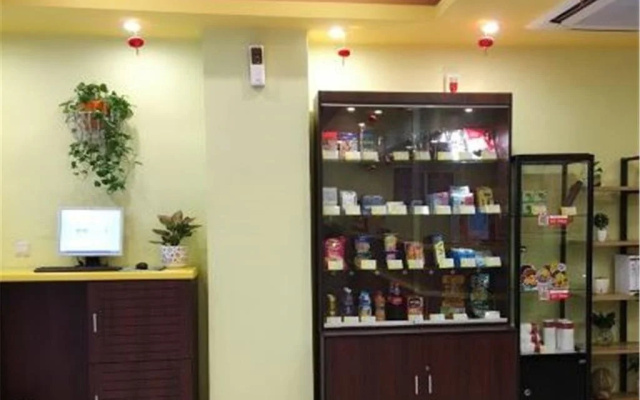 Home Inn Chongqing Wanzhou Gaosuntang Shixian Road Branch