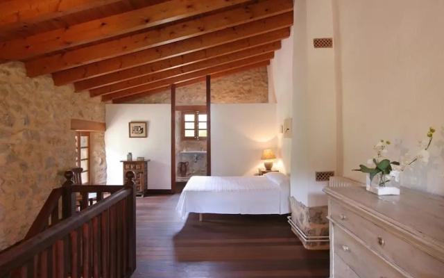 Villa - 4 Bedrooms with Pool and WiFi - 103179