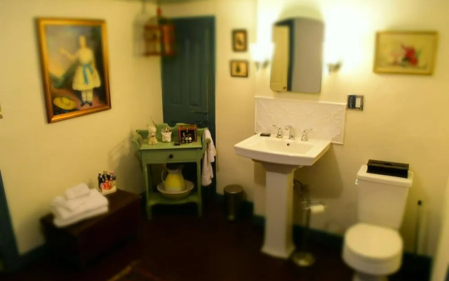 Daniels House Inn
