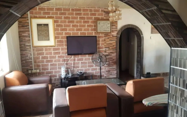 Remarkable 2-bed Apartment in Lagos
