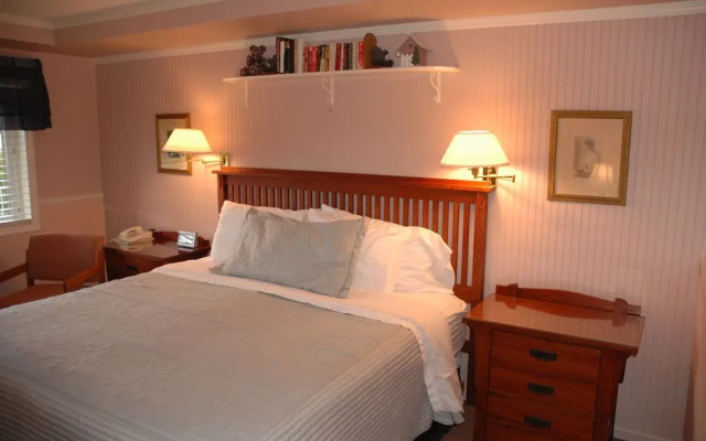Winfield Inn and Gardens