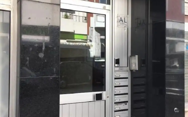 Aslep, Private Rooms in a Hostel