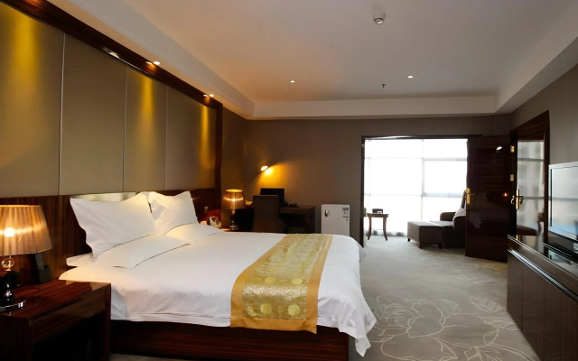 GreenTree Huainan Tianjiaan Square Guangchang road Hotel