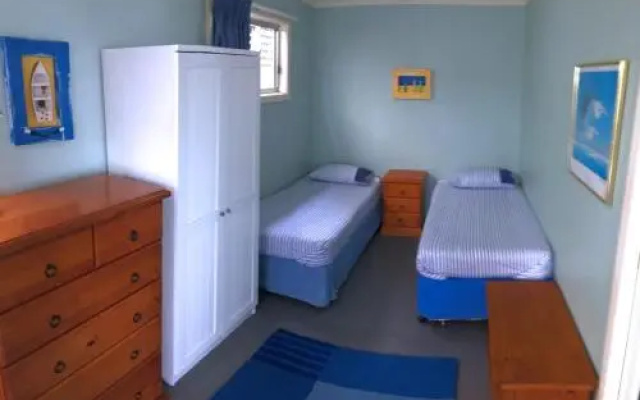 Clareview, 8 Korogora Street