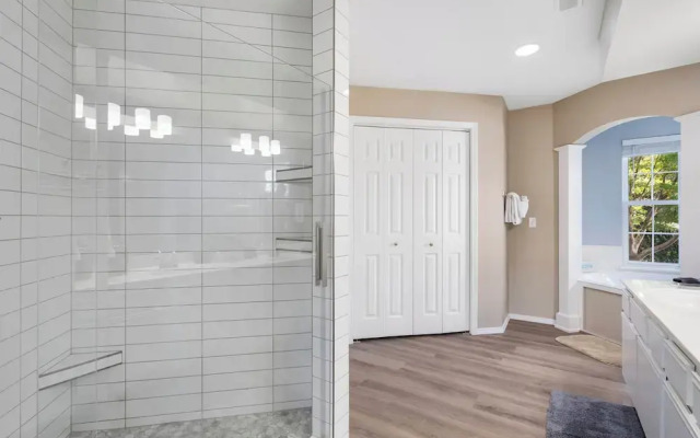 Edgewater Escape Stay for 6