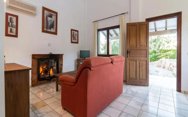 Ibipozo Vacation Home With Pool