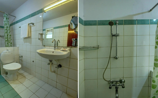 OYO 24935 Aiwan E Ashraf Suites