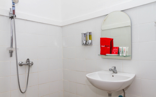 RedDoorz Plus near Sukajadi 2