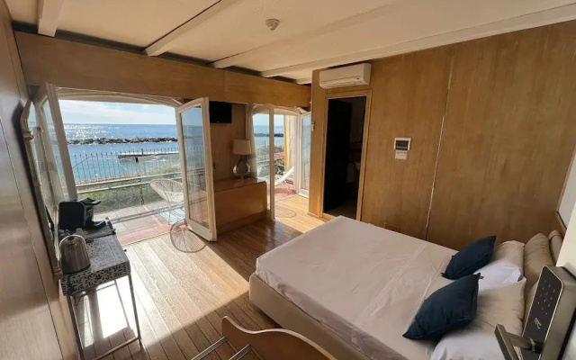Villa Rita Sea Frot View