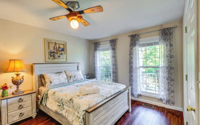 Charming Trenton Home w/ Mtn Views & Patio!
