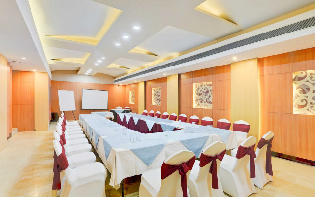 Palette Hotel Nisarga by CheckIn, Bhopal