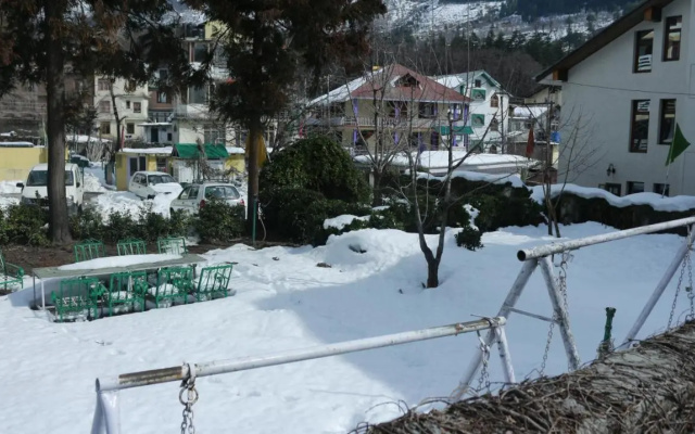 Zarim Hotel Manali