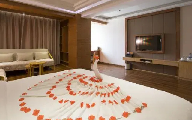 Yaju Hotel