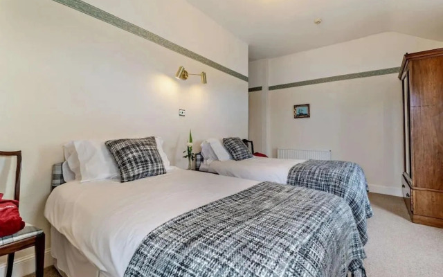 Dunoon - Sleeps 17 - Group Retreat With Parking