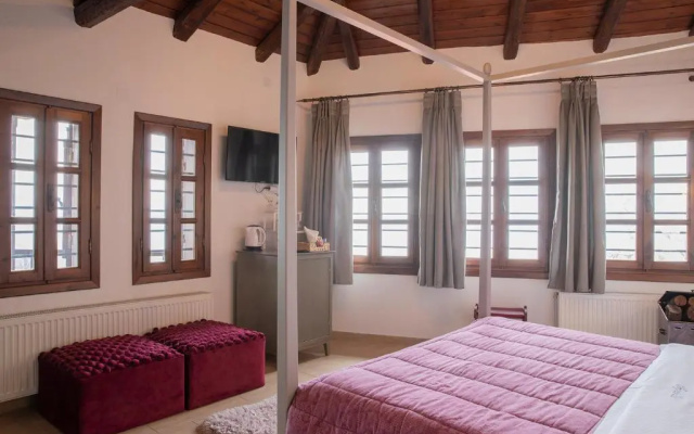 Kyrani Guesthouse