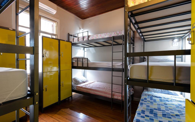 Casa del Mar Hostel