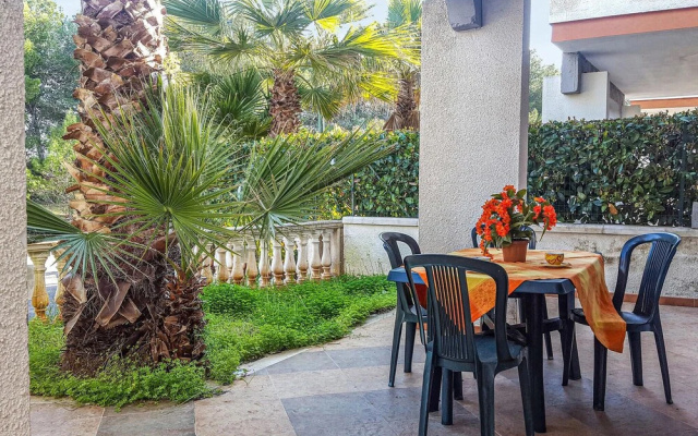 Awesome Apartment in Santa Maria al Bagno With 2 Bedrooms