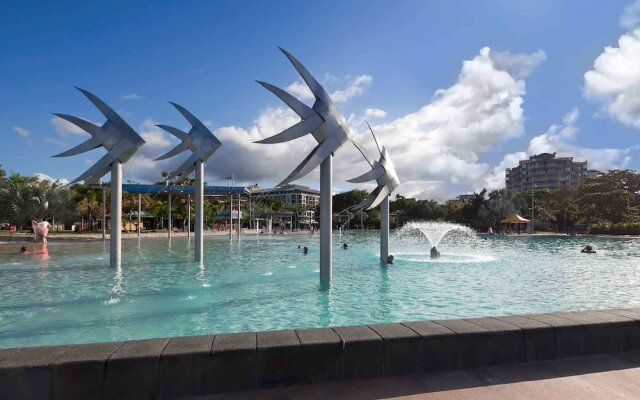 Luxury Apartment In Heart Of Cairns 222 0