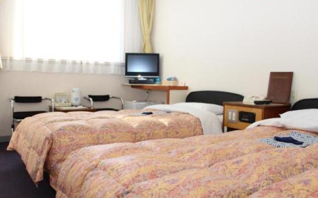 Station Hotel Shingu Начикатсуура вид на фасад