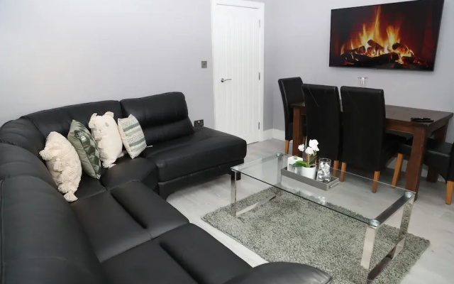 Modern Comfortable Apartment Home Away From Home