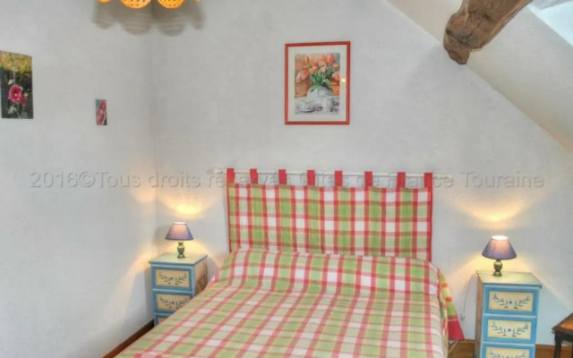 Gîte Nouans-les-Fontaines, 6 pièces, 12 personnes - FR-1-381-406